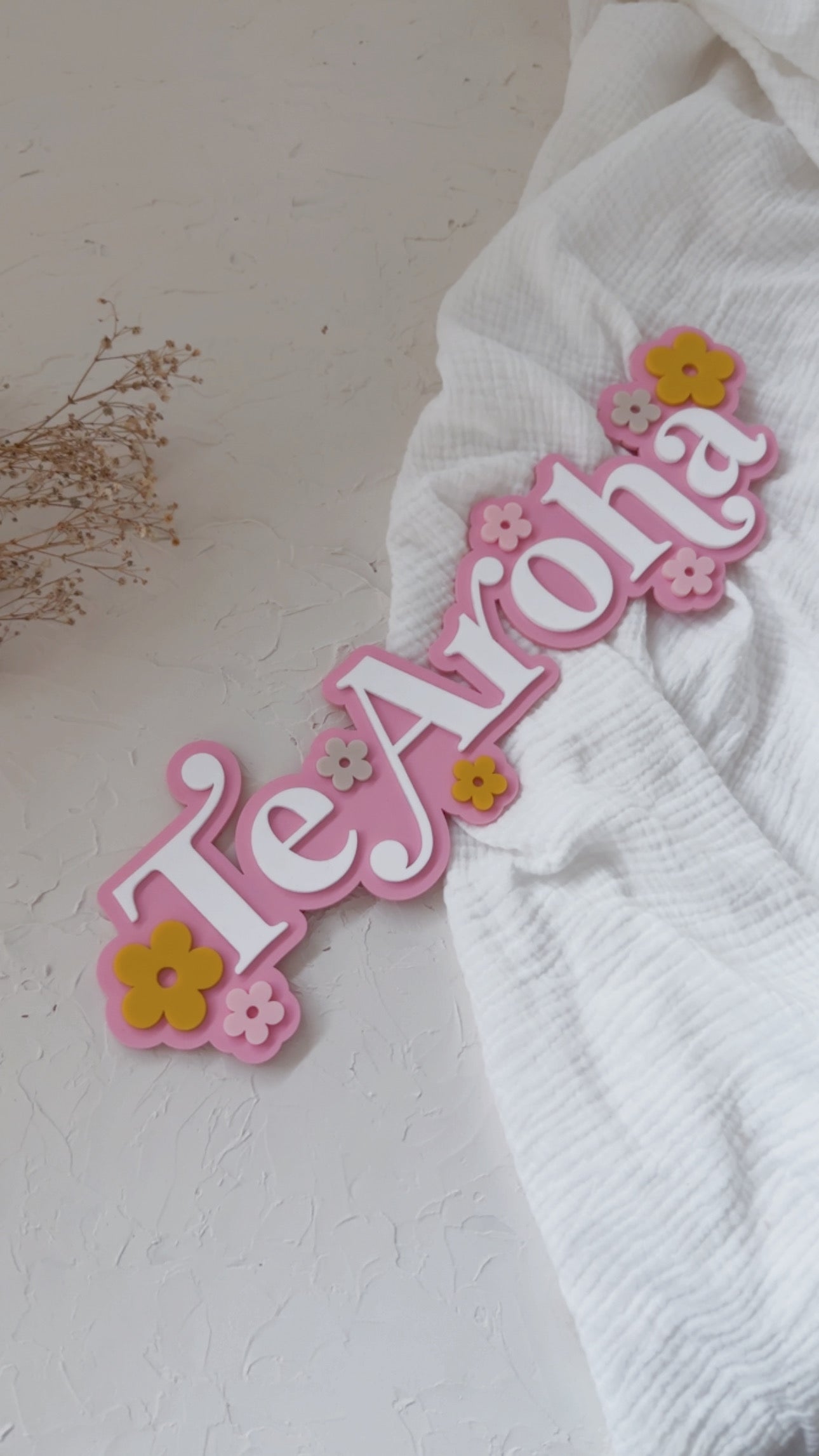 A Daisy Field name sign